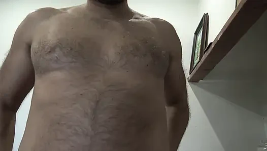 Sapık Amerikalı üvey anne üvey oğluna büyük yarağını göstermesini emrediyor