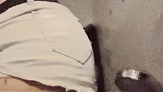 Когда мне нужно пописать, я всегда возбуждается