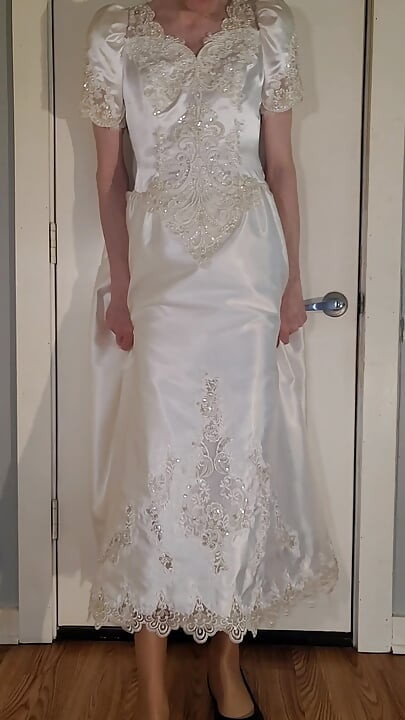 Vintage liquid satin wedding dress
