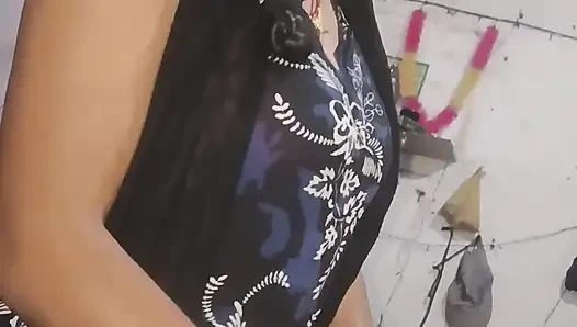 Hintli kız arkadaşla mastürbasyon