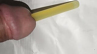 मूत्रमार्ग में ट्यूब