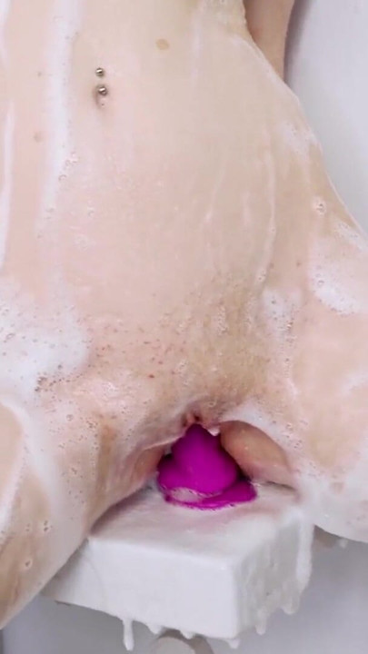 Kinky teen girl gets it in the shower | Clip 1