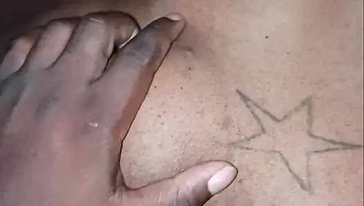 Pantat besar Joss lembut di pagi hari