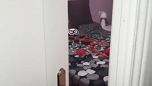 Трахаю всеми моими игрушками