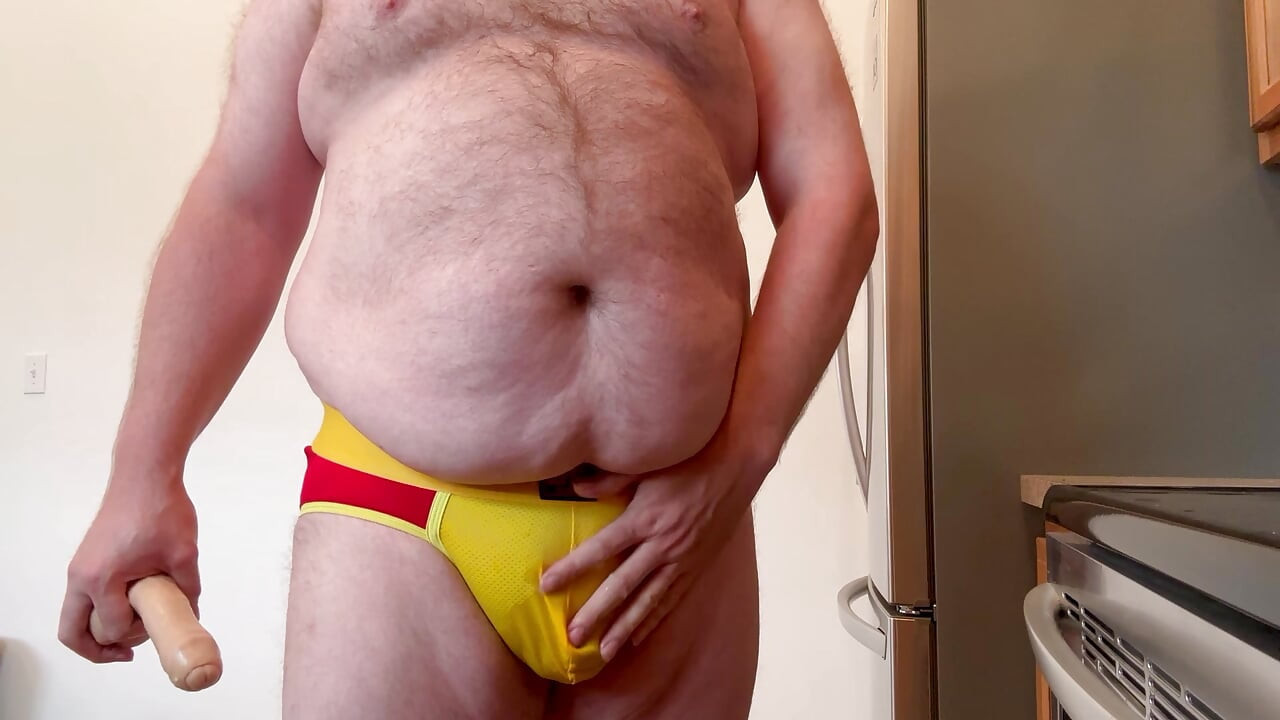 Dildo Makes a Fat Bear Squirt