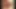 Seksi orta yaşlı seksi kadın harika ayaklarını yüzük ve ojeyle gösteriyor