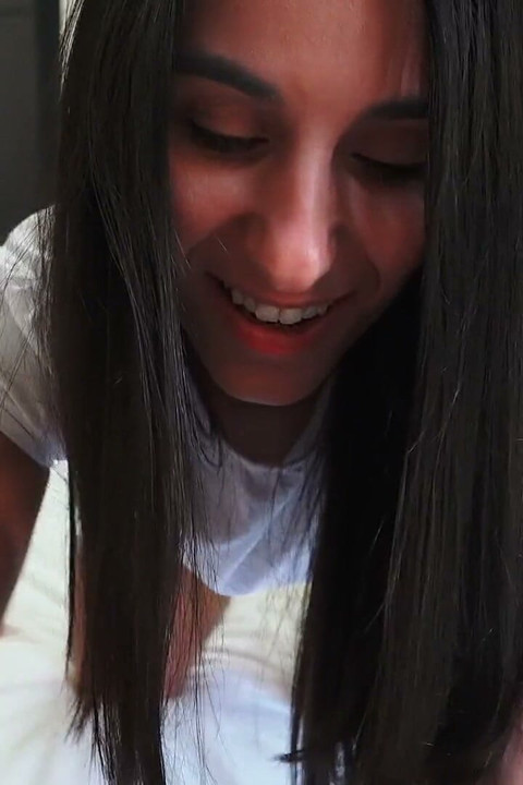 True Amateurs - Frække Danika tar en stram fitte-creampie hardcore før hun nyter en kremete cum på fitte-finish