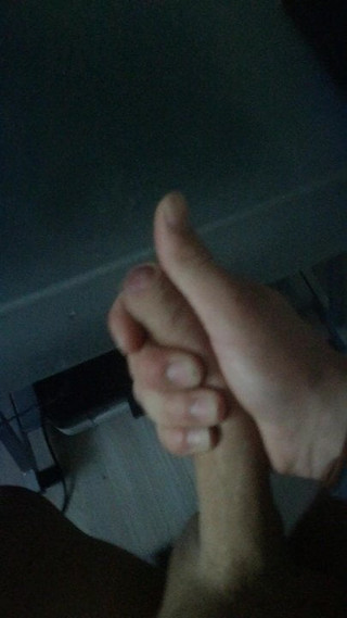 me jerking and cumming