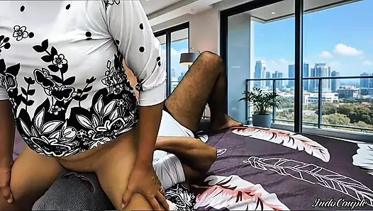 Сидеть лицом, ужасная поза и кроя внутри: лучшее доминирование. Жена-киска сквирт