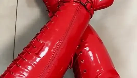 kissica video
