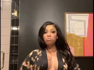 K Michelle, Boobs Out