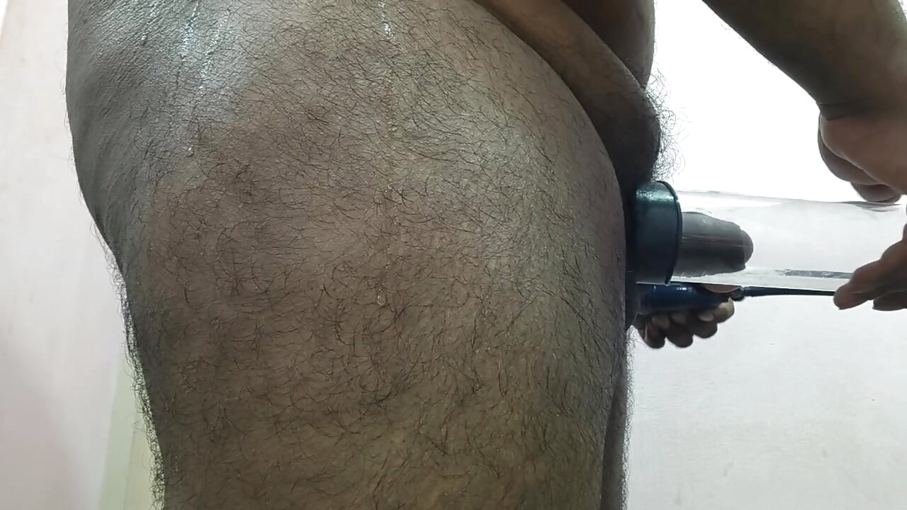 PENIS PUMP SHOW BY BONERS