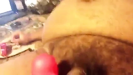 Brandon küçük bir horoz çekim bir yük kazanır