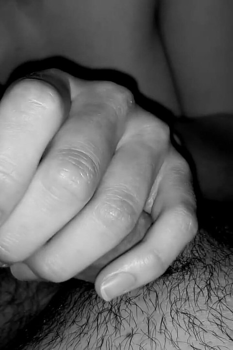 Quería sentir su semen en la noche