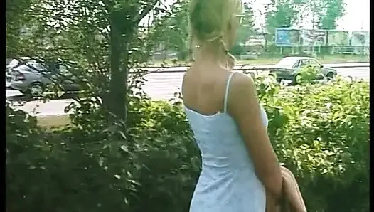 Solo çiş kızlar - barbie b. ikinci kez işiyor