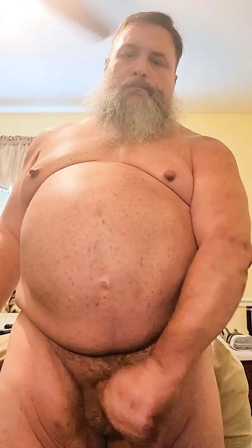 Stepdaddy Bear Gets Verbal and Cums