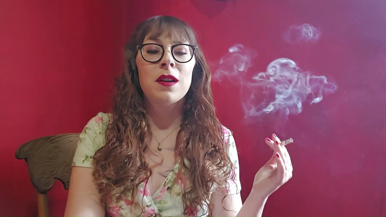 Would I date a non-smoker, and other smoking fetish questions answered