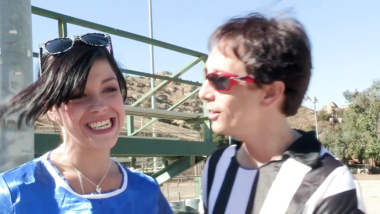 Savannah Camden: the Queen of sex and beauty