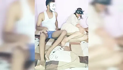 Seks threesome bareng teman dan istrinya