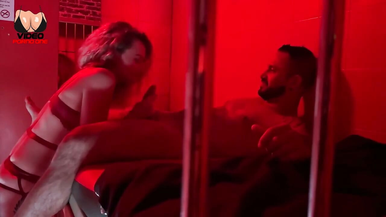 BDSM, Seks Sırasında Bağlanmayı Seven Bu Orospu Için!