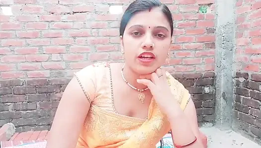 Watching Indian outdoor stepmom take a hot bath makes her stepson go crazy for fucking her