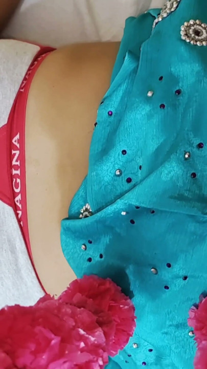 Primeira vez lambendo buceta fodendo com haxixe noite sexo naw casais adolescentes sexy bangali bhabhi girl | Clipe 1