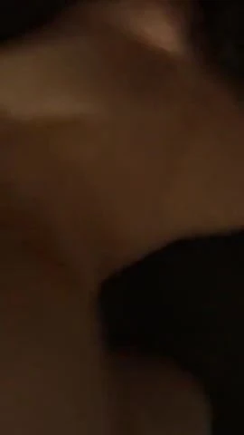 Switching chicks making them cum