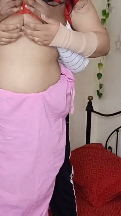 PADOSI NE ROOM HEATER THIK KARNE KE BAHANE BHABHI KO KHOOB PELA (HINDI ROLEPLAY) | Clip 2