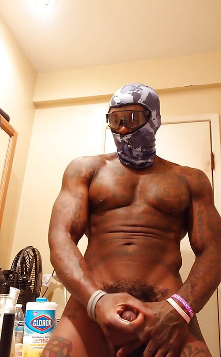 BBC Worship Hallelujah Johnson ( Strategize and Contrive Military Plans ) Tall Dark Chocolate Muscles Tattoos Hairy BBC Halleluj