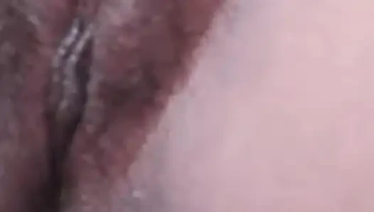 Desi bhabhi apni chut me ungli dal kar pani nikal rahi h...