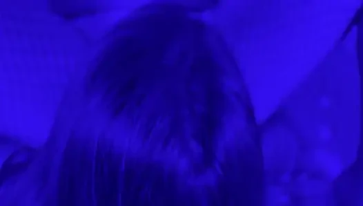 Pesta kelulusan menjadi tidak terkendali dan saya akhirnya meniduri sahabat saya dari perguruan tinggi