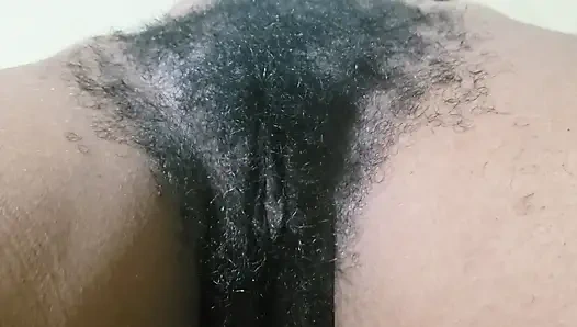 Милфа с волосатой киской действительно наслаждается хардкорным сексом в страстной встрече взрослого, наполненной грубым желанием