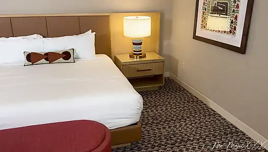 Bridgette Daniels Las Vegas'ta Bay Majic'i tüm deliklerine sokuyor