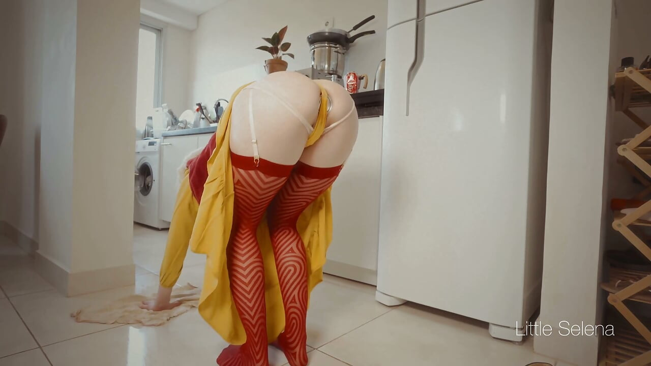 Juste Une Journée Typique Pour Une Reine Anale