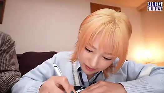 Nggak pakai celana dalam, nggak sayang!? Rayuan cewek-cewek nakal ini biseksual bimbing gurunya yang super sange -adegan3