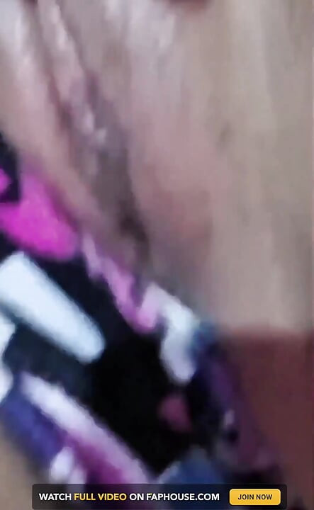 Colombian Latina Masturbates and Touches Her Big Tits