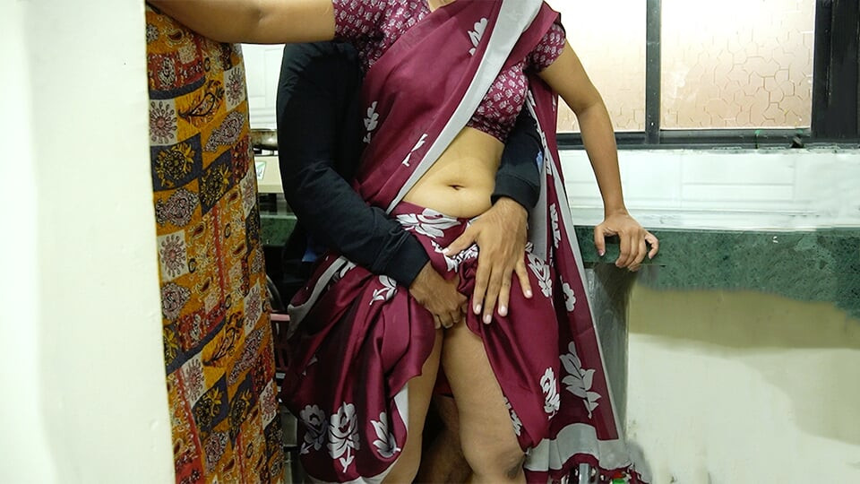 Bhabhi ko kitchen mein chod diya
