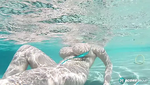 Daria, Erin Star and Helen Star Underwater