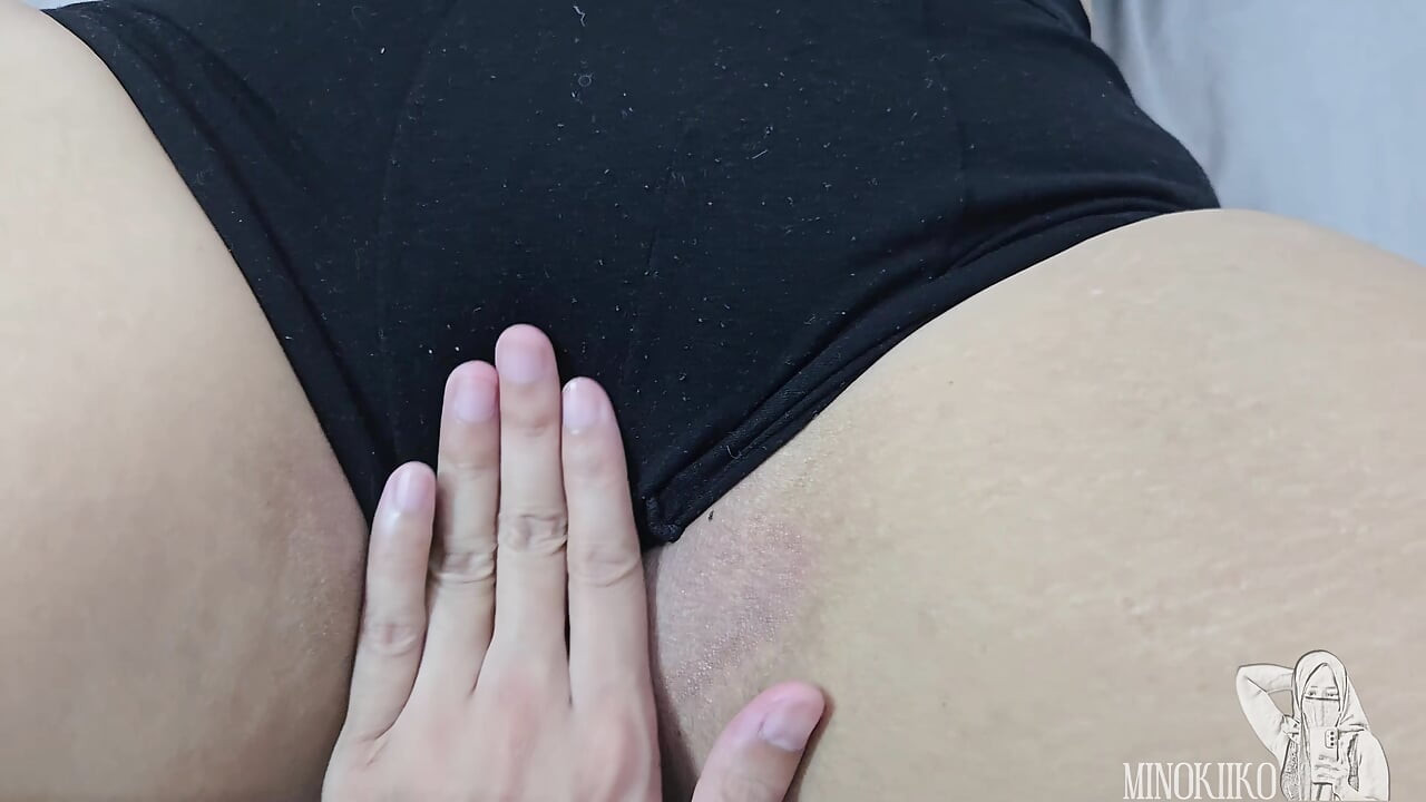 Touch my Step Sister When She Rest in Bedroom - Minokiiko