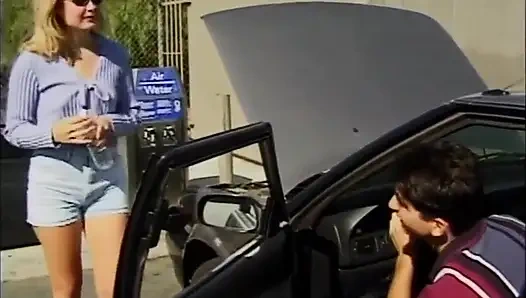 Секс Молодой Горячей Блондиночки С Латинским Мужиком В Любительском Видео