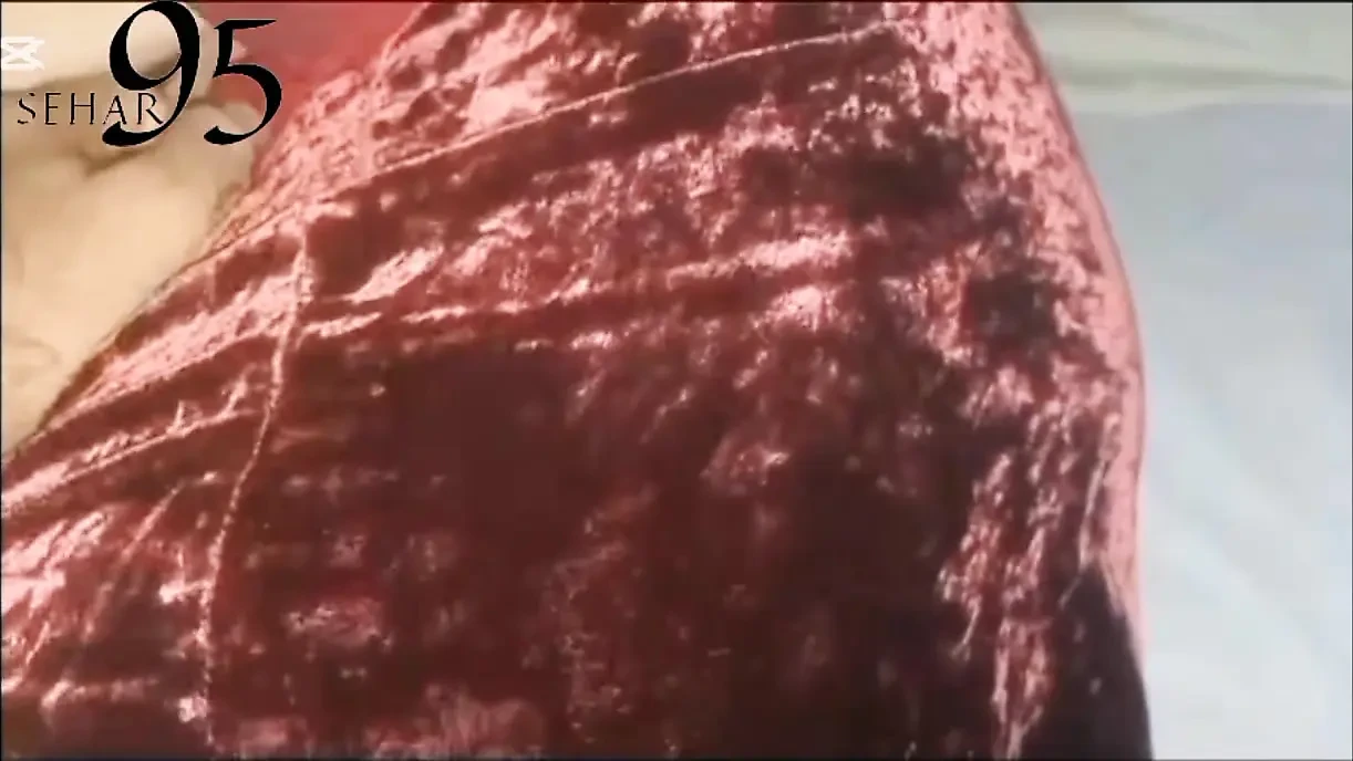 人妻出轨他的老板