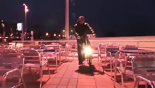 Der große schwanz von Nacho ist immer bereit