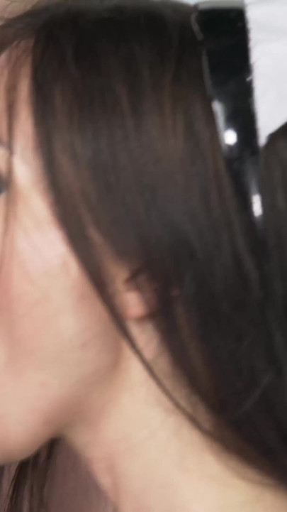 Hier ist ein analer dreier mit dem sexy zimmermädchen Sasha Rose