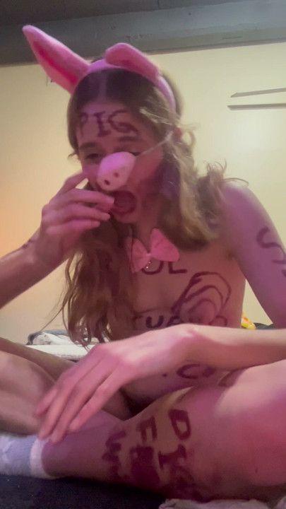 Millie Piggy Farts