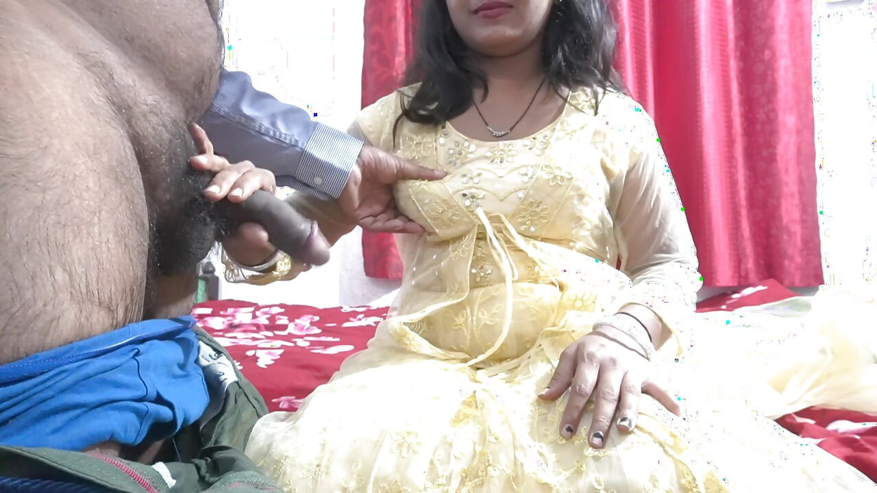 hete indiaanse meid in sari met beha
