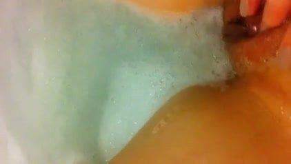 Slo mo jizz lips so hot!!