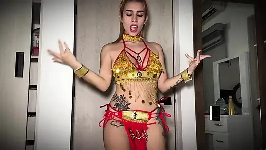 Cewek arab sange lagi asik ngentot pantatnya di kontol besar pria kulit putih