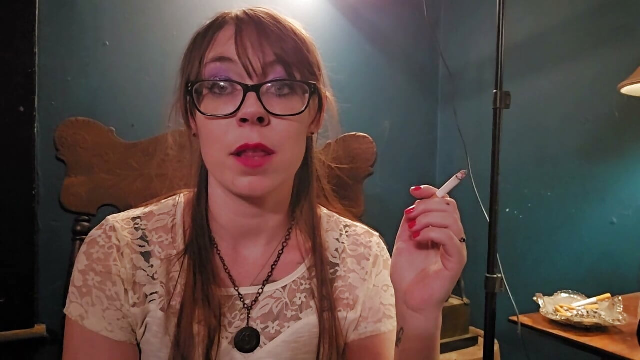 Pur și simplu fumez foarte multe țigări