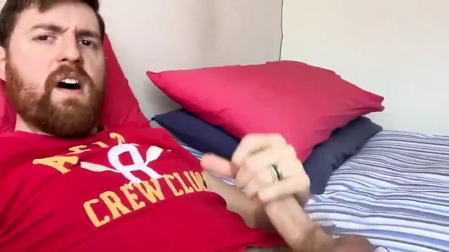 Hot ginger bearded guy cums