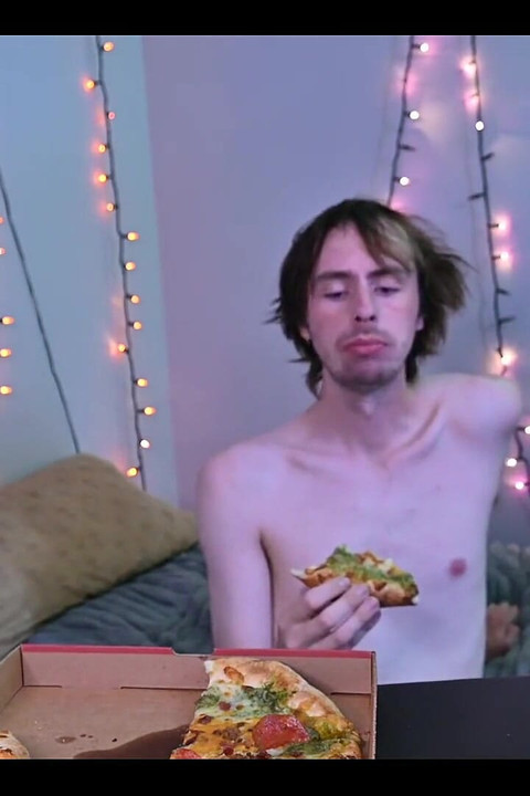 Samo mala pizza.